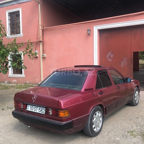 Mercedes 190 1991, 250,000 km - 1.8 l - Gəncə