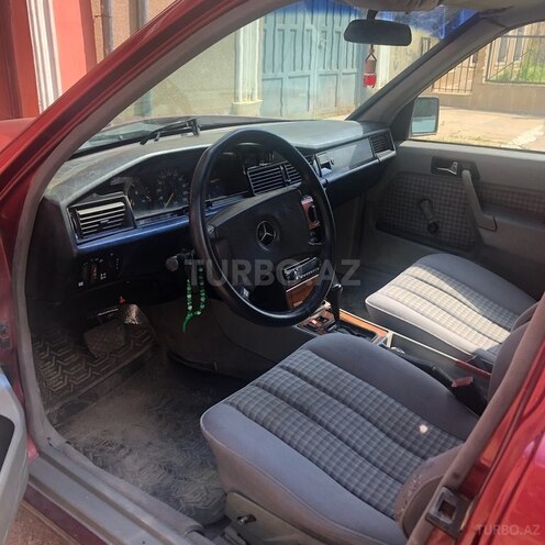 Mercedes 190 1991, 250,000 km - 1.8 l - Gəncə