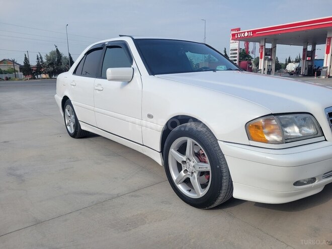 Mercedes C 200 1997, 360,000 km - 2.0 l - Sabirabad