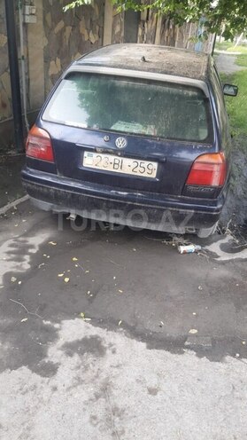 Volkswagen Golf 1996, 123,456 km - 2.0 л - Göyçay