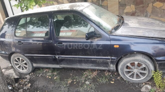 Volkswagen Golf 1996, 123,456 km - 2.0 л - Göyçay