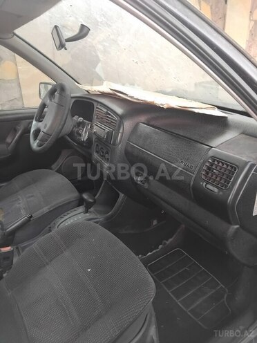Volkswagen Golf 1996, 123,456 km - 2.0 л - Göyçay