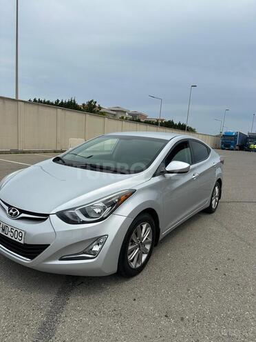 Hyundai Elantra 2015, 175,901 km - 1.8 л - Bakı