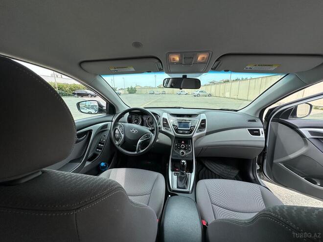 Hyundai Elantra 2015, 175,901 km - 1.8 л - Bakı
