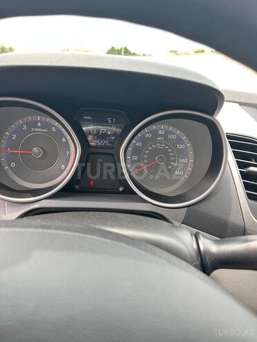 Hyundai Elantra 2015, 175,901 km - 1.8 л - Bakı