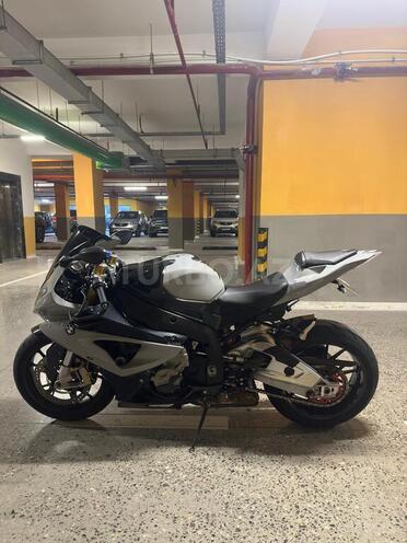 BMW  2011, 24,000 km - 1.0 l - Bakı