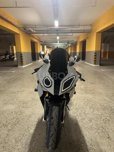 BMW  2011, 24,000 km - 1.0 l - Bakı
