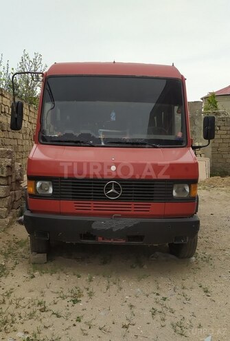 Mercedes 609 D 1994, 300,000 km - 3.9 l - Bakı