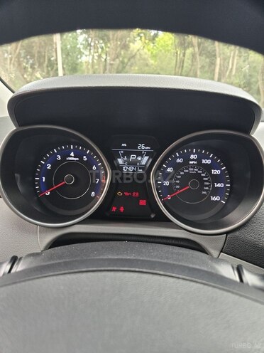 Hyundai Elantra 2015, 167,372 km - 1.8 л - Bakı