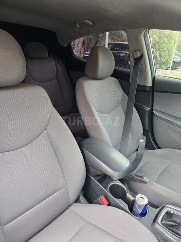 Hyundai Elantra 2015, 167,372 km - 1.8 л - Bakı