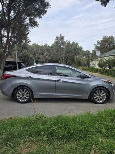 Hyundai Elantra 2015, 167,372 km - 1.8 л - Bakı