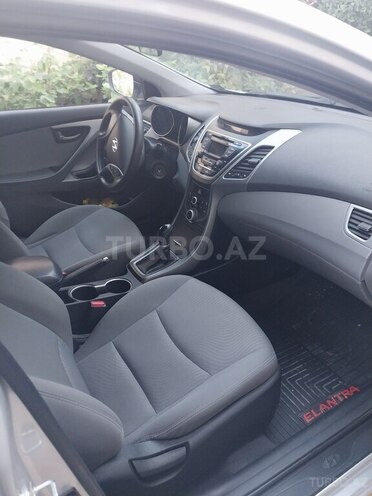 Hyundai Elantra 2015, 112,000 km - 1.8 l - Bakı