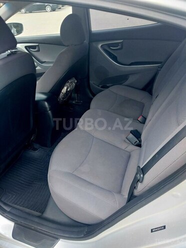 Hyundai Elantra 2015, 112,000 km - 1.8 l - Bakı