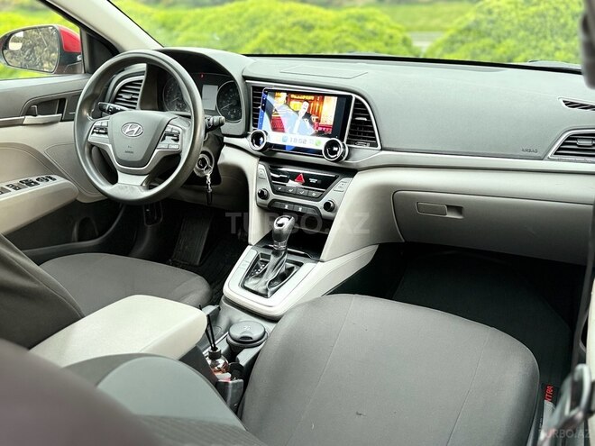 Hyundai Elantra 2016, 97,000 km - 2.0 l - Bakı