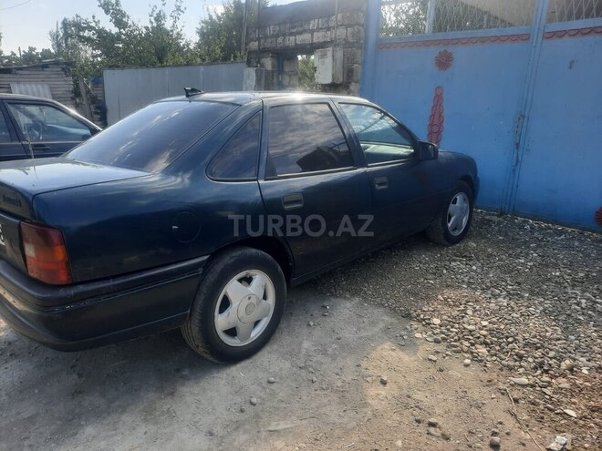 Opel Vectra 1994, 125,000 km - 2.0 l - Ağdam