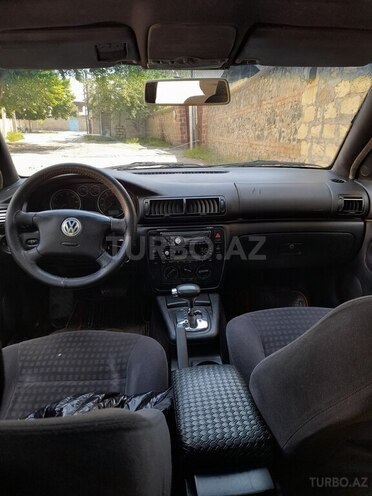 Volkswagen Passat 2001, 300,000 km - 1.8 l - Gəncə