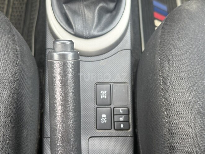 Toyota Urban Cruiser 2009, 311,686 km - 1.4 л - Bakı