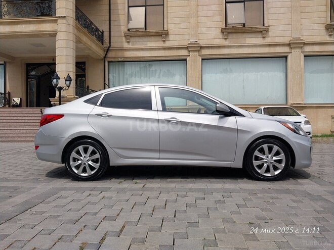 Hyundai Accent 2012, 243,000 km - 1.6 l - Sumqayıt