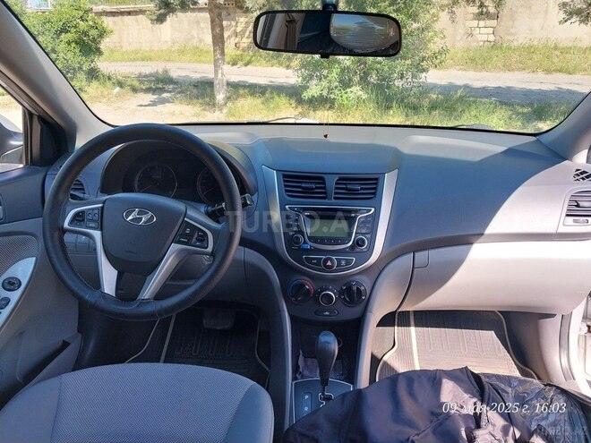 Hyundai Accent 2012, 243,000 km - 1.6 l - Sumqayıt