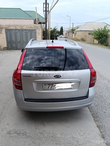 Kia  2008, 274,536 km - 1.6 l - Bakı