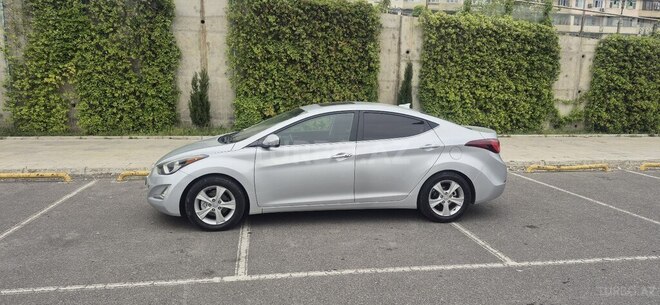 Hyundai Elantra 2015, 201,168 km - 1.8 л - Bakı