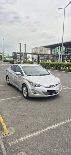 Hyundai Elantra 2015, 201,168 km - 1.8 л - Bakı