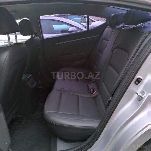 Hyundai Avante 2017, 190,000 km - 1.6 л - Bakı