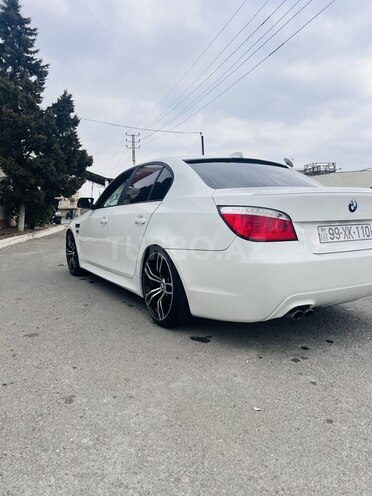 BMW 525 2006, 299,000 km - 2.5 l - Yevlax