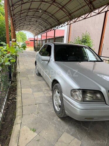 Mercedes C 250 d 1997, 625,000 km - 2.5 l - Masallı