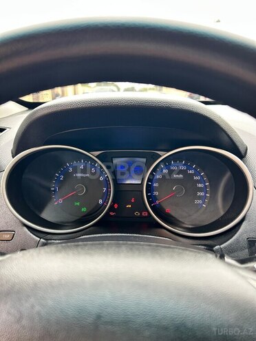 Hyundai ix35 2015, 220,000 km - 2.0 л - Bakı