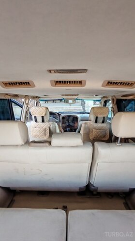 Toyota Land Cruiser 2002, 283,492 km - 4.5 l - Tovuz