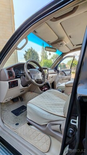 Toyota Land Cruiser 2002, 283,492 km - 4.5 l - Tovuz