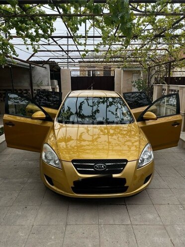 Kia Ceed 2007, 300,000 km - 1.4 l - Sumqayıt