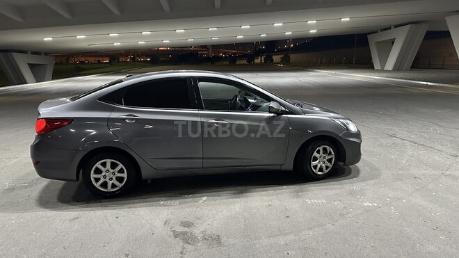 Hyundai Accent 2013, 267,740 km - 1.6 l - Bakı