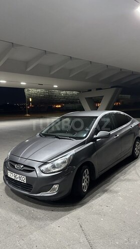 Hyundai Accent 2013, 267,740 km - 1.6 l - Bakı