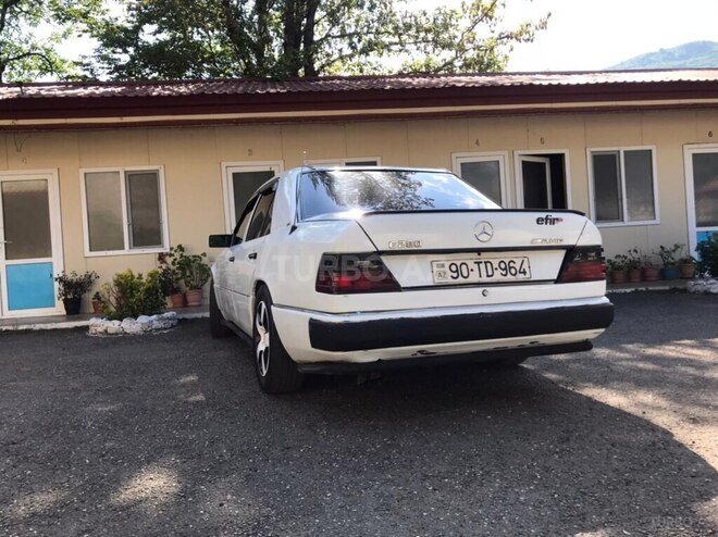 Mercedes E 220 1991, 600,000 km - 2.2 l - Göygöl
