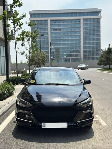 Hyundai Elantra 2017, 137,800 km - 1.6 л - Bakı