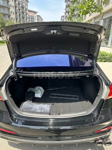 Hyundai Elantra 2017, 137,800 km - 1.6 л - Bakı