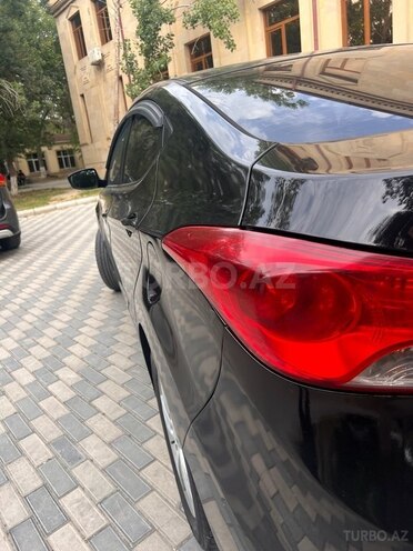 Hyundai Elantra 2013, 272,208 km - 1.8 l - Sumqayıt