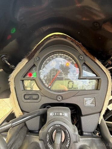 Honda CB650R 2012, 5,700 km - 0.6 l - Bakı