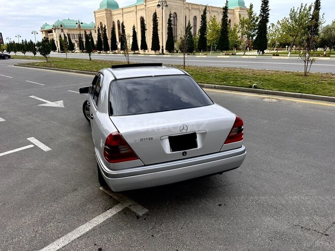Mercedes C 200-4