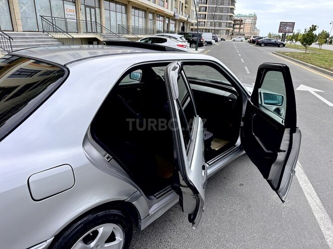 Mercedes C 200-17
