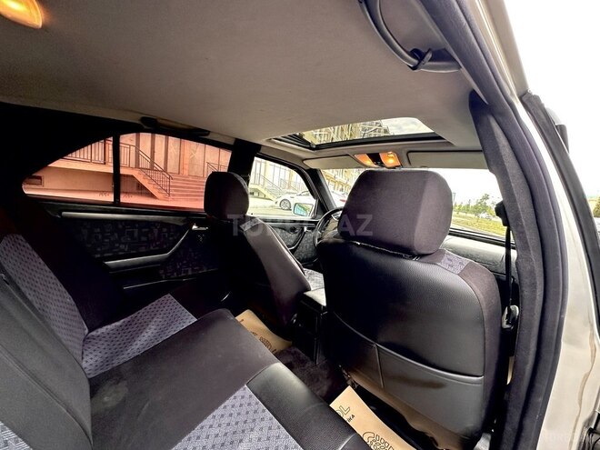 Mercedes C 200-19