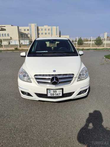 Mercedes B 180 2010, 180,000 km - 1.7 л - Goranboy