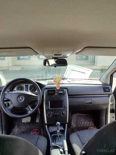 Mercedes B 180 2010, 180,000 km - 1.7 л - Goranboy