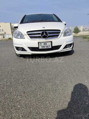 Mercedes B 180 2010, 180,000 km - 1.7 л - Goranboy