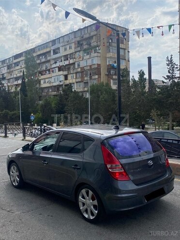 Hyundai i30 2010, 137,700 km - 1.4 л - Bakı