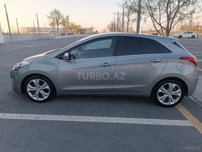Hyundai i30 2013, 200,000 km - 1.6 l - Bakı