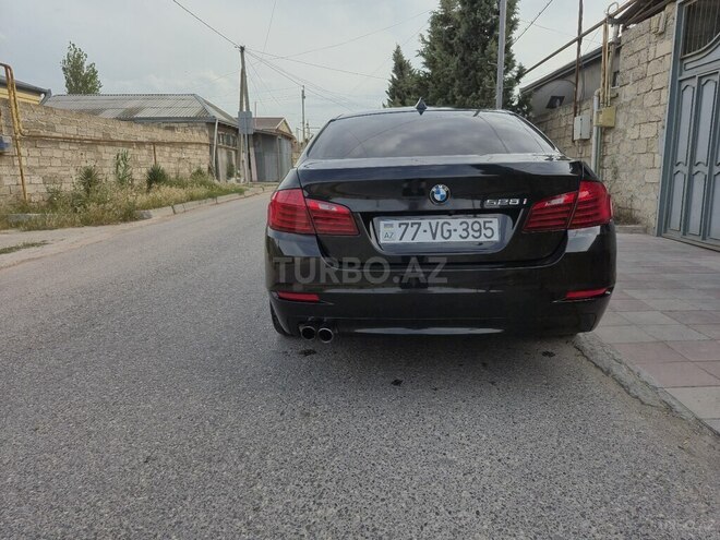 BMW 528 2015, 245,000 km - 2.0 l - Bakı