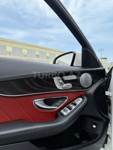 Mercedes C 300-13